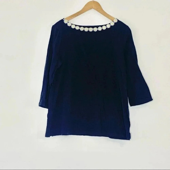 Ann Taylor Loft Daisy appliqué quarter sleeve t-shirt xl 16-18 - Picture 1 of 6